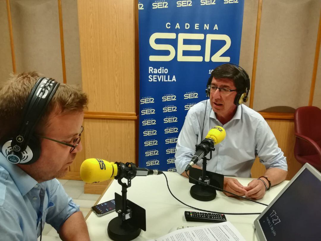 El vicepresidente de la Junta de Andalucía, Juan Marín, entrevistado por Fernando Pérez Monguió en la Ventana Andalucía