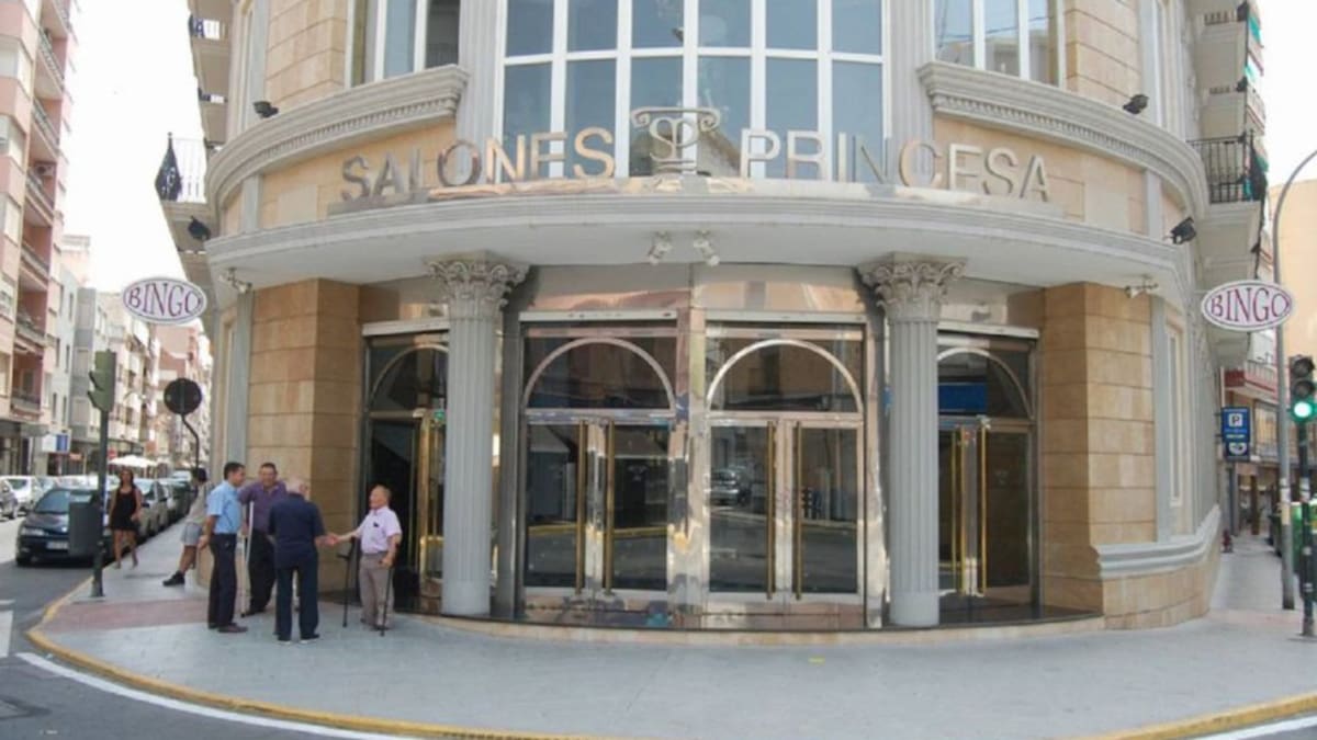 AMFI evita hacer un ERTE entre sus trabajadores