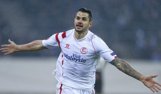 Vitolo celebra su gol ante el Moenchengladbach