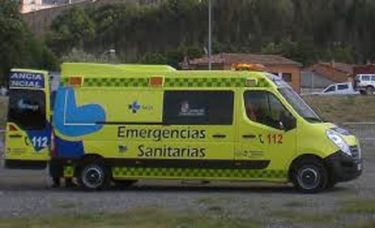 Los servicios sanitarios nada pudieron hacer por salvar la vida del motorista