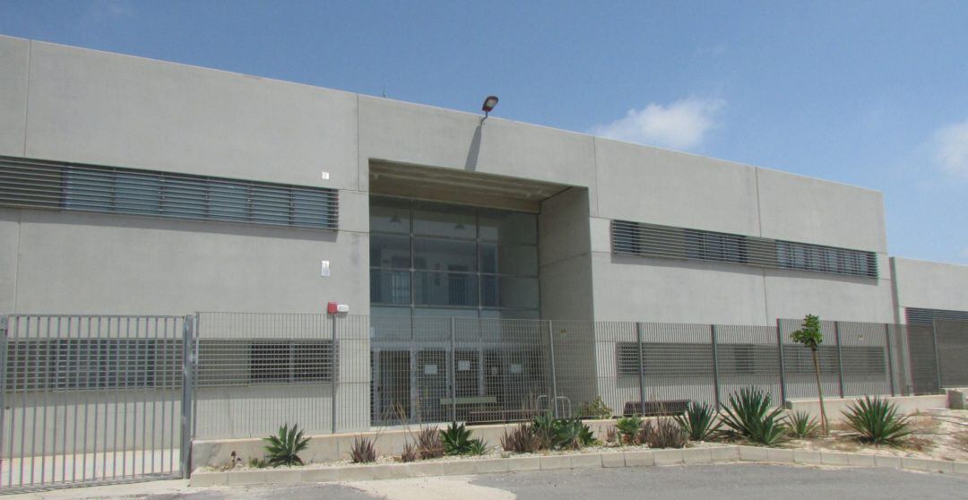 Edificio de Ciclos Formativos en el IES Virgen del Remedio