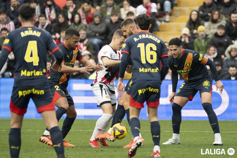 Francés jugó con el Girona contra el Rayo Vallecano.