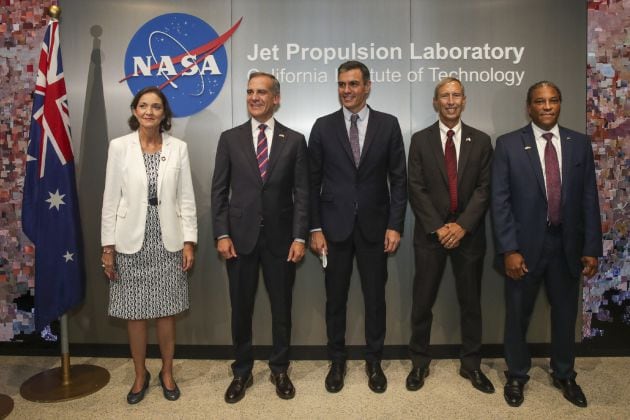 La visita de Pedro Sánchez junto a Reyes Maroto a las instalaciones de la NASA.