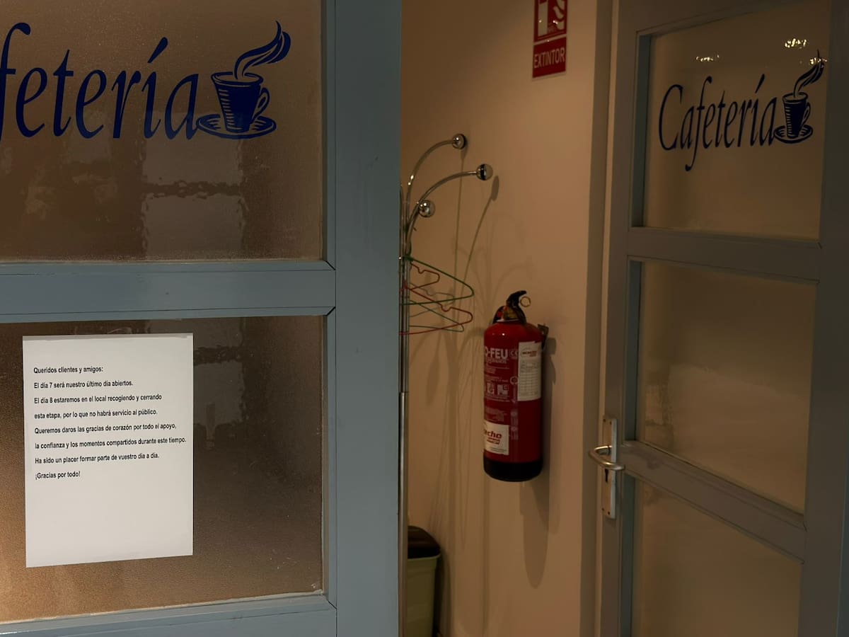 Adiós a los desayunos económicos (de momento) en el Ayuntamiento de Toledo: echa el cierre su cafetería