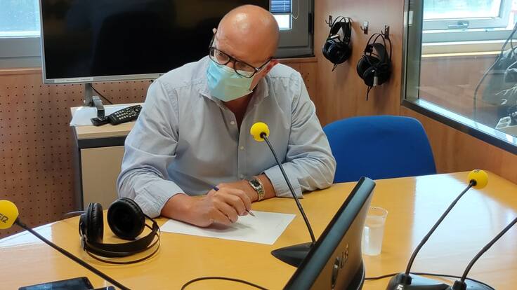 Entrevista con el consejero de Educación, Carlos Gimeno (11/08/2021)