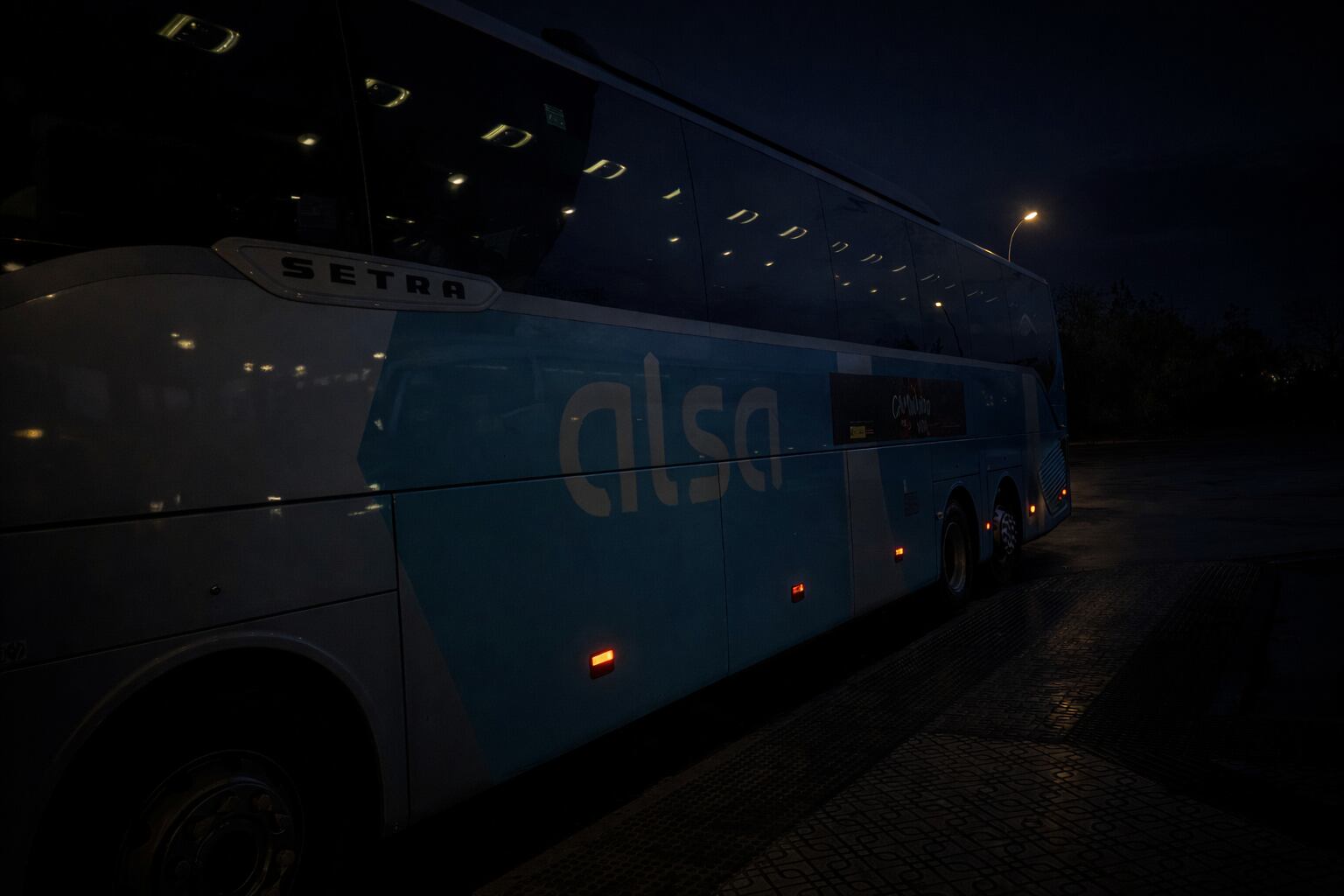 Autobús de ALSA en la estación de Aranda