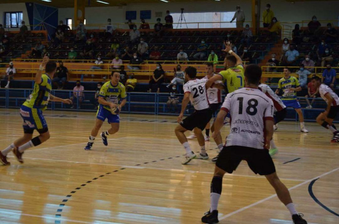 Andrés Pérez Barba, en un amistoso de pretemporada