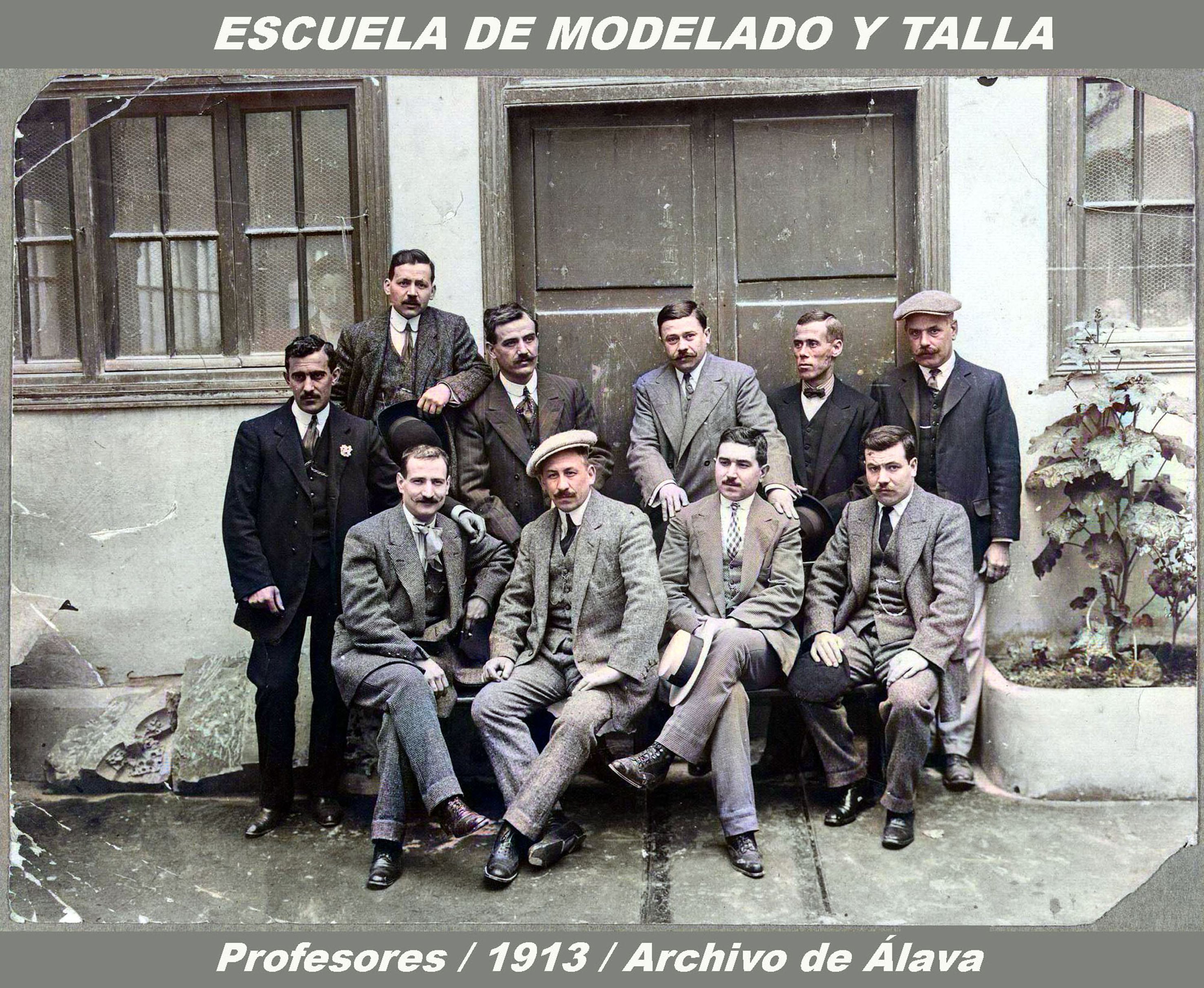 Profesores de la escuela de Modelado y Talla (1913); Archivo de Álava