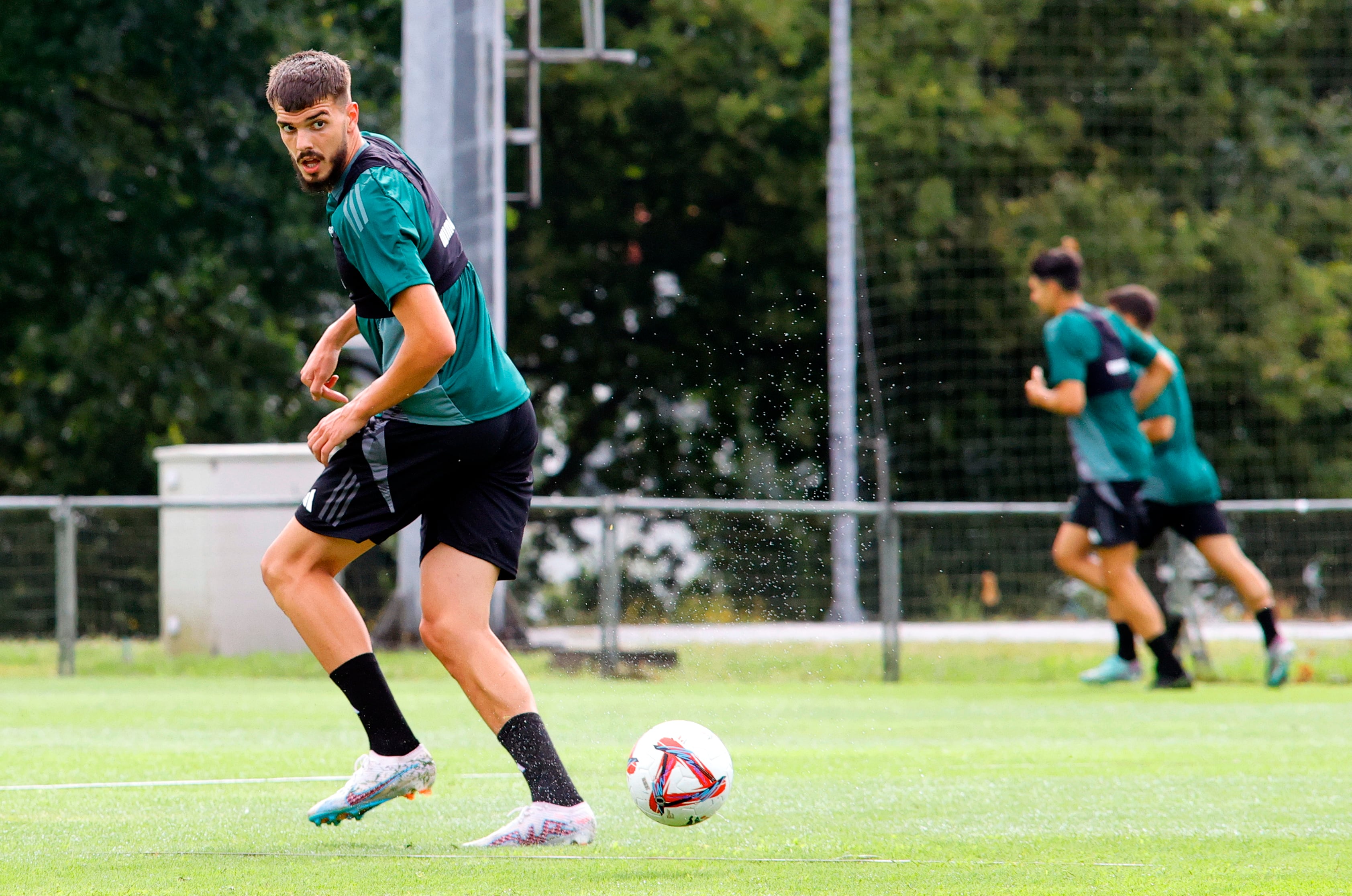 El jugador serbio Aleksa Puric, en el entrenamiento de este miércoles en A Gándara (foto: Cadena SER)