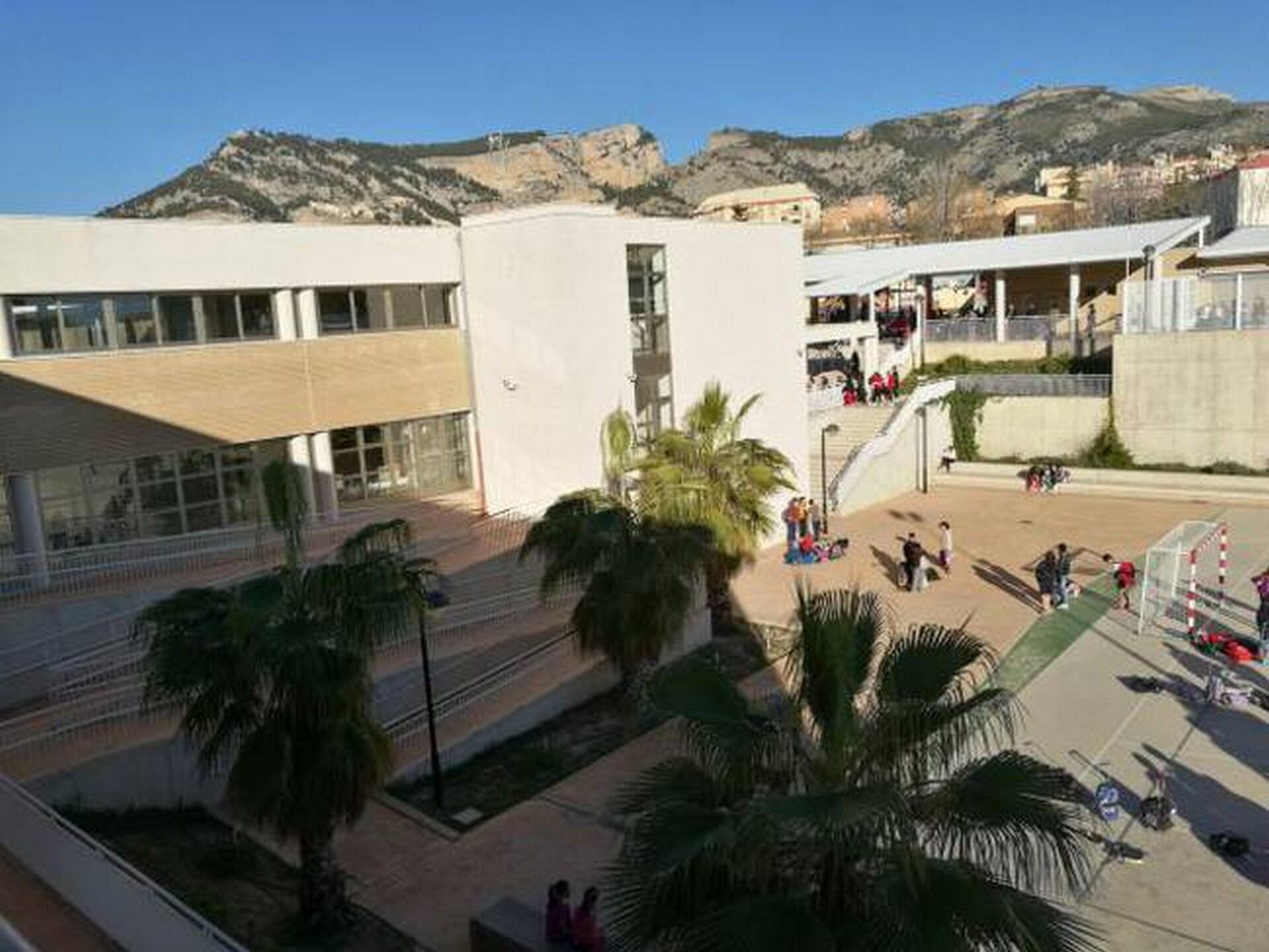 El CEIP Miguel Hernández celebrarà la jornada de portes obertes el dilluns 28 de març.