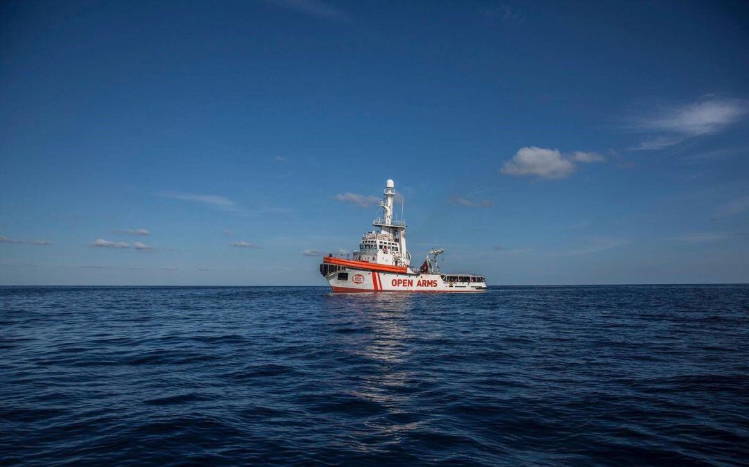 El barco Proactiva Open Arms pide urgentemente un puerto seguro