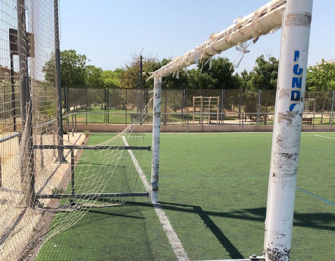 Campo de fútbol de Zafranar