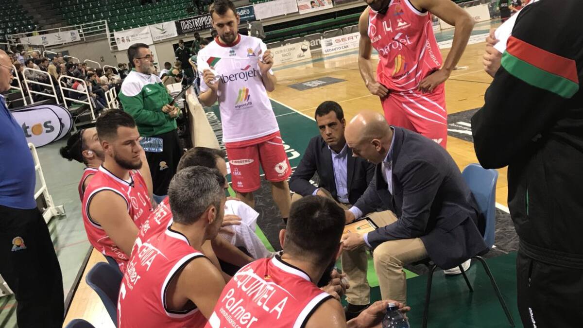 Alonso: "Vamos a Granada. No pensamos en la tercera plaza"