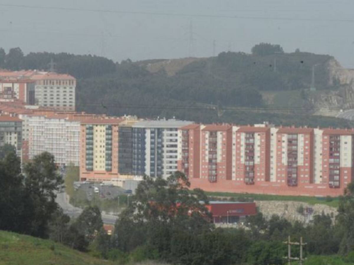 Los vecinos de Novo Mesoiro piden mejoras de movilidad para el barrio