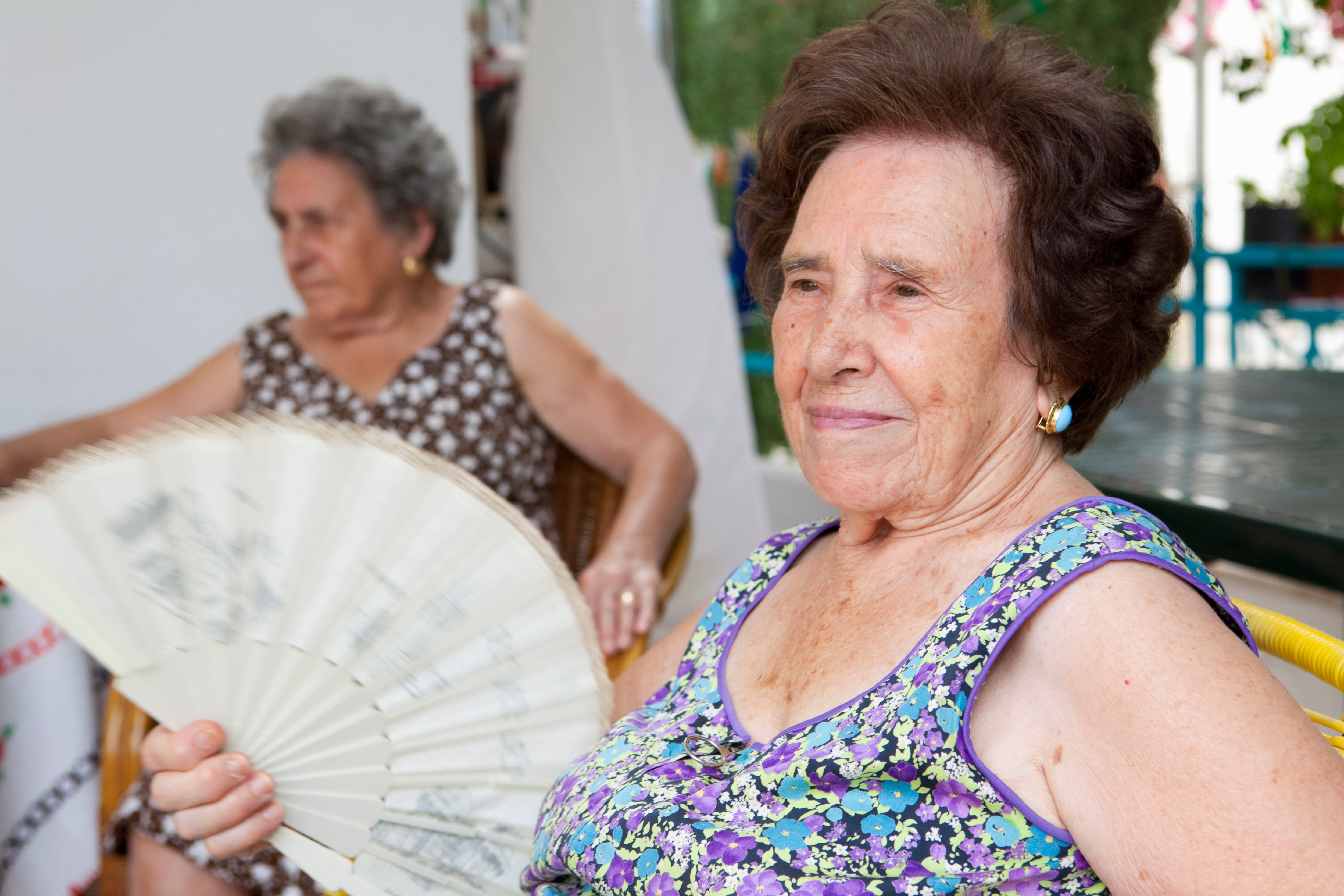 El verano y sus altas temperaturas presentan algunos peligros concretos para nuestros mayores.