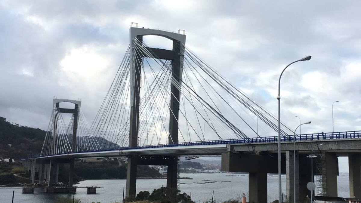 Abel Caballero y Ethel Vázquez sobre la autoría de la idea de iluminar Rande