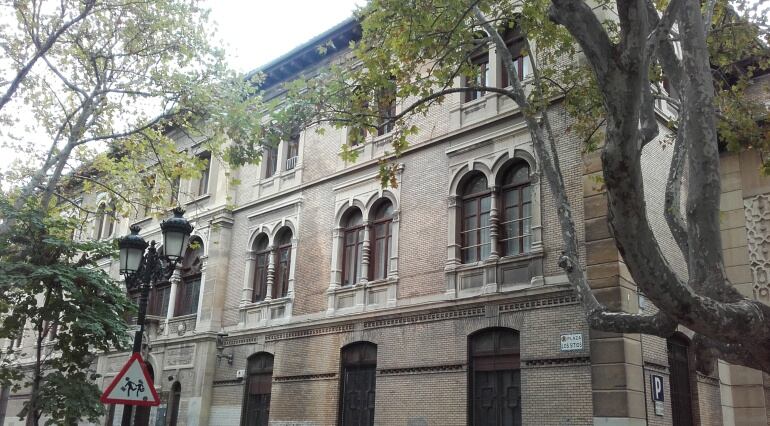 Antigua Escuela de Artes y Oficios 