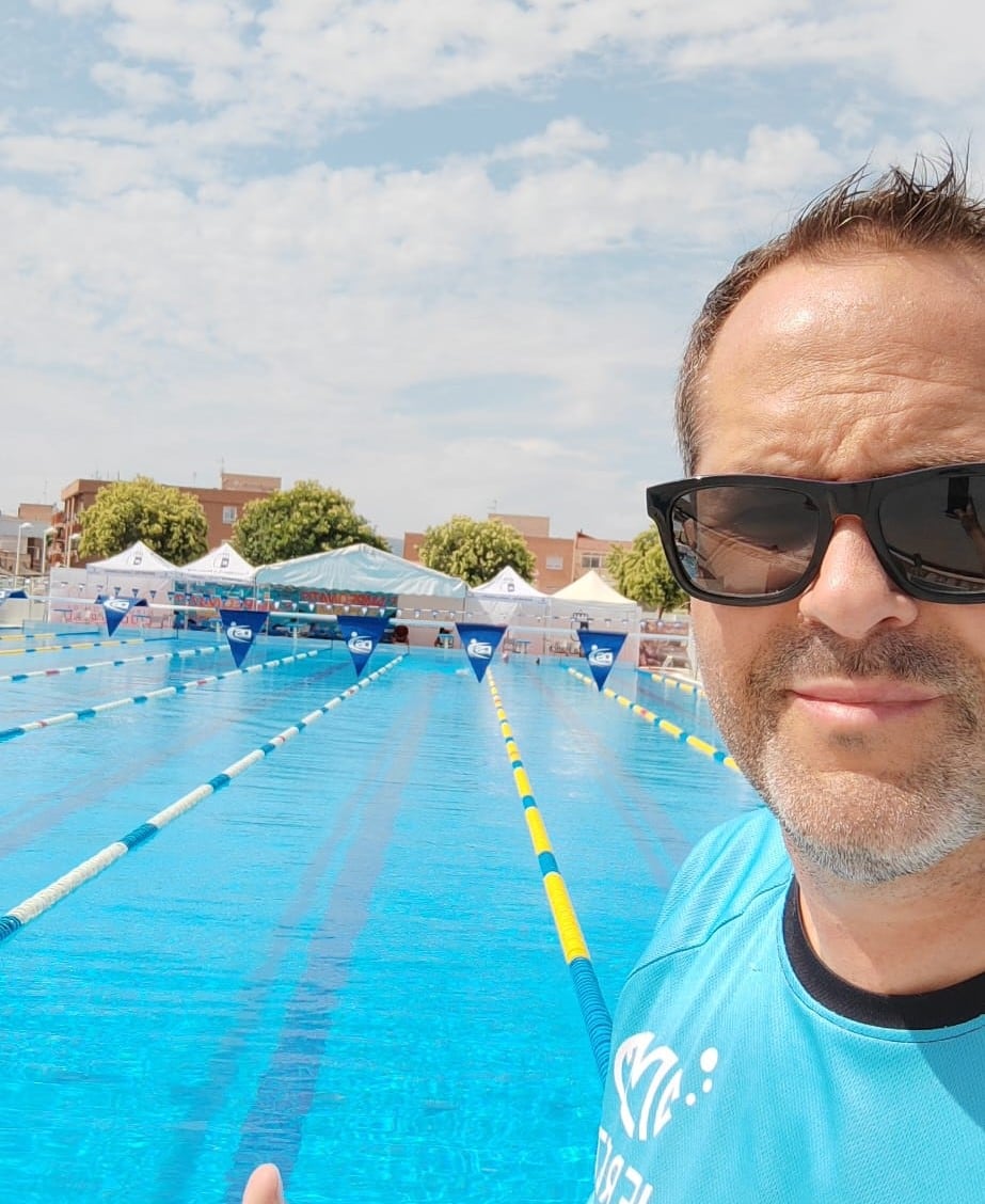 Luismi Sánchez, técnico del Jerez Natación Máster