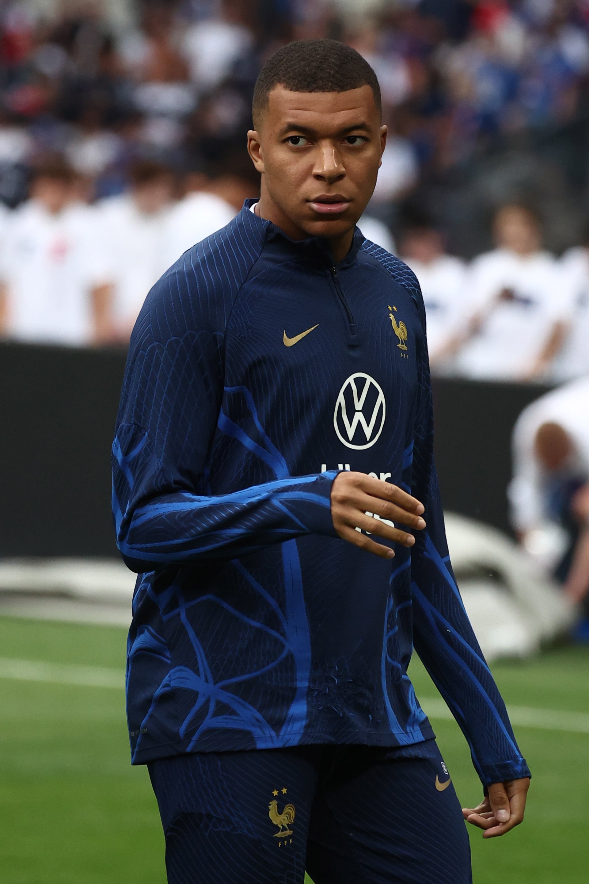 Mbappé con la selección francesa. (Francia, Grecia) EFE/EPA/MOHAMMED BADRA