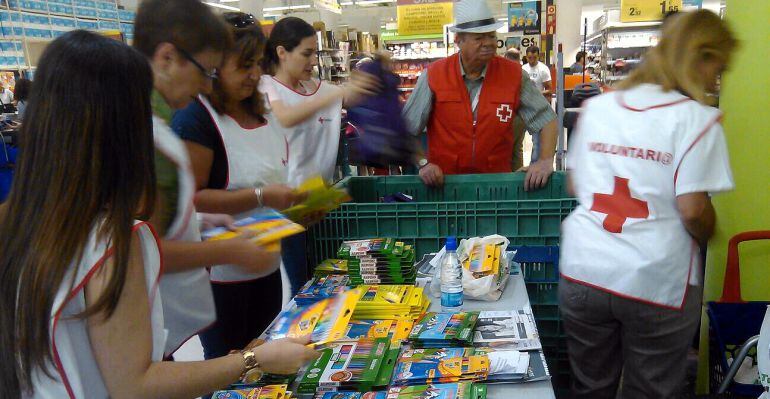 Recogida de material escolar en Tres Cantos