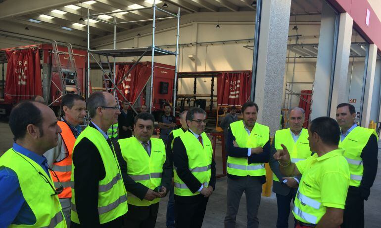 Visita del alcalde a las instalaciones de XPO Logistics