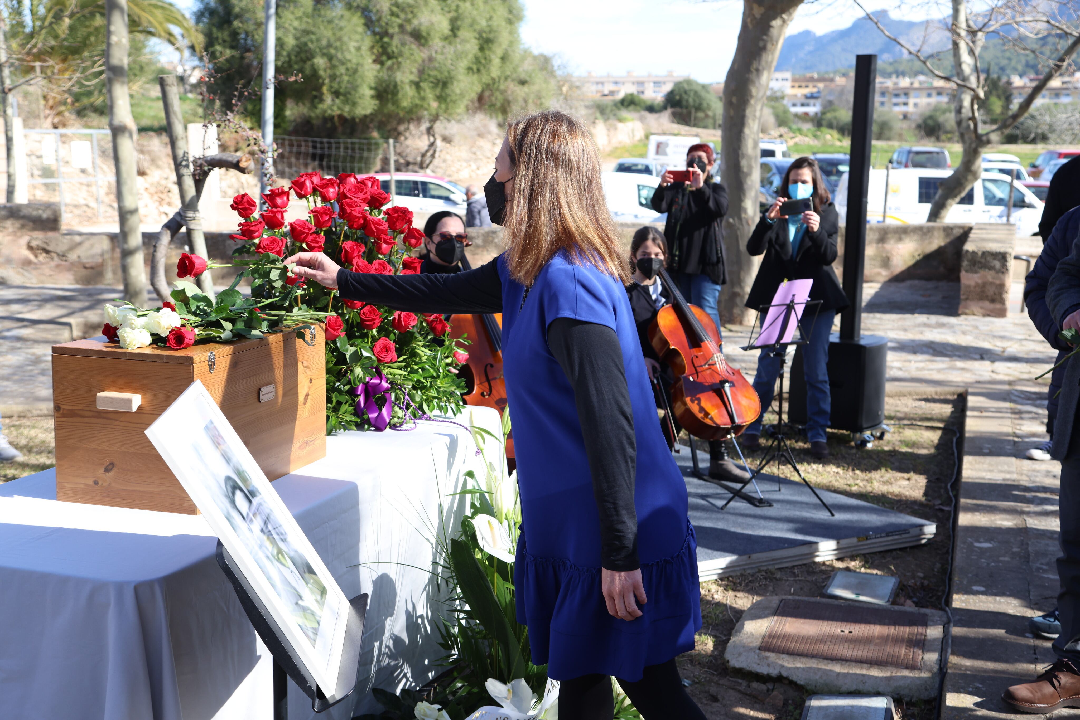 El Govern lliura als familiars les restes de Miquel Pasqual Quetglas. CAIB