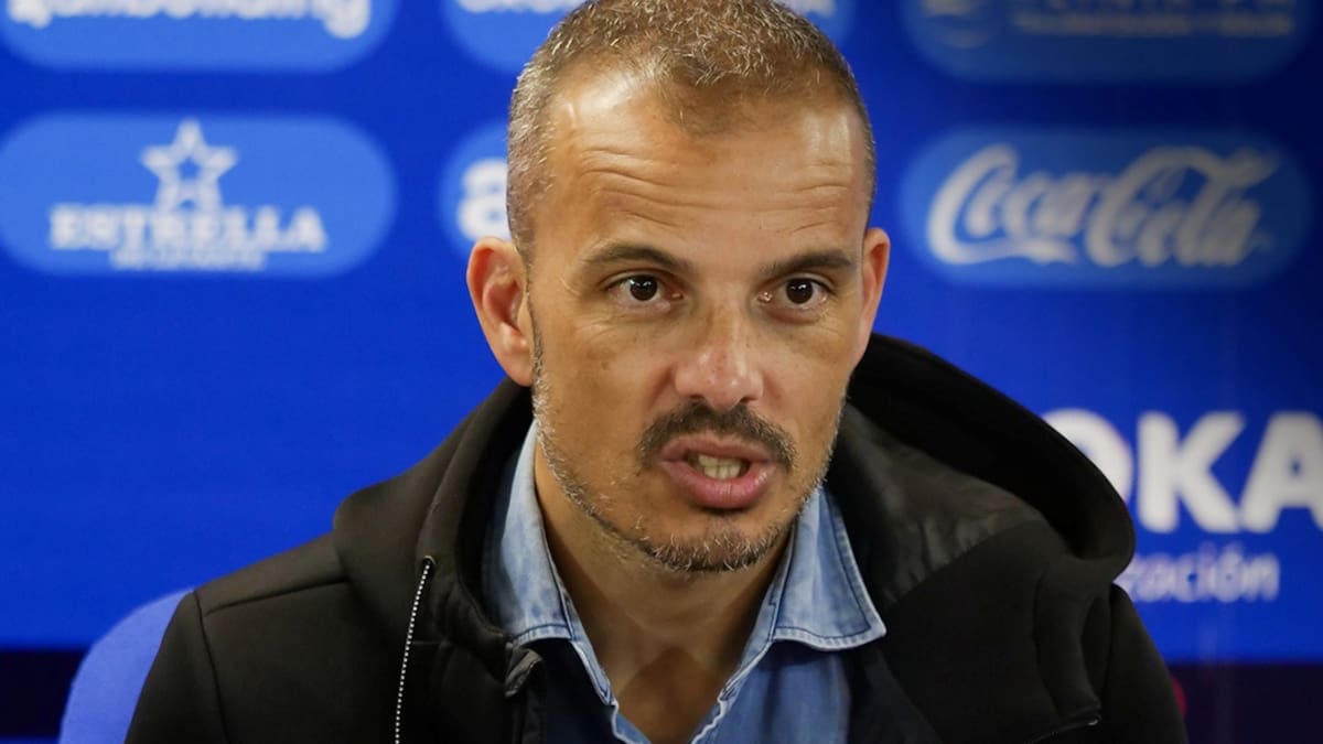 Rueda de prensa de Beto Company, entrenador del Hércules, en la previa del partido ante el Antequera