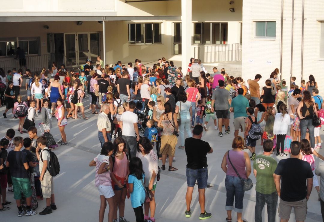 Primer día de clase en el CEIP Manuel Bru. Imagen de archivo