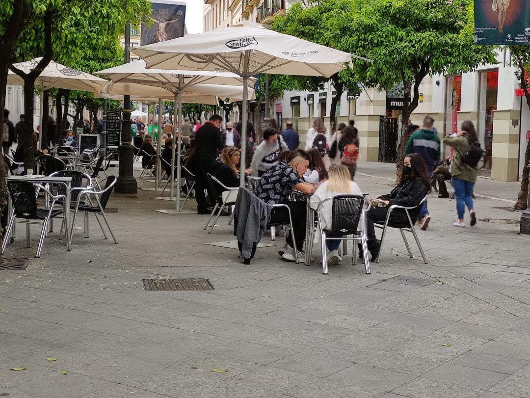 Una terraza en el centro de Jerez