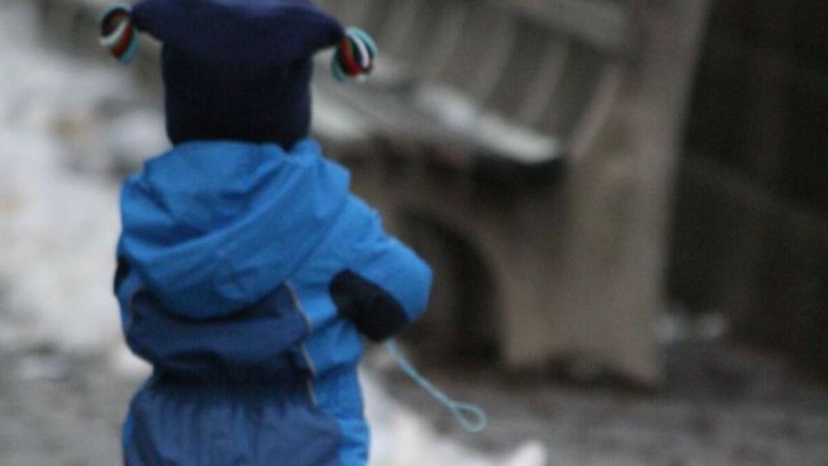 En clase con manoplas