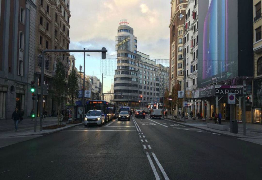 Así ha amanecido la Gran Vía este viernes