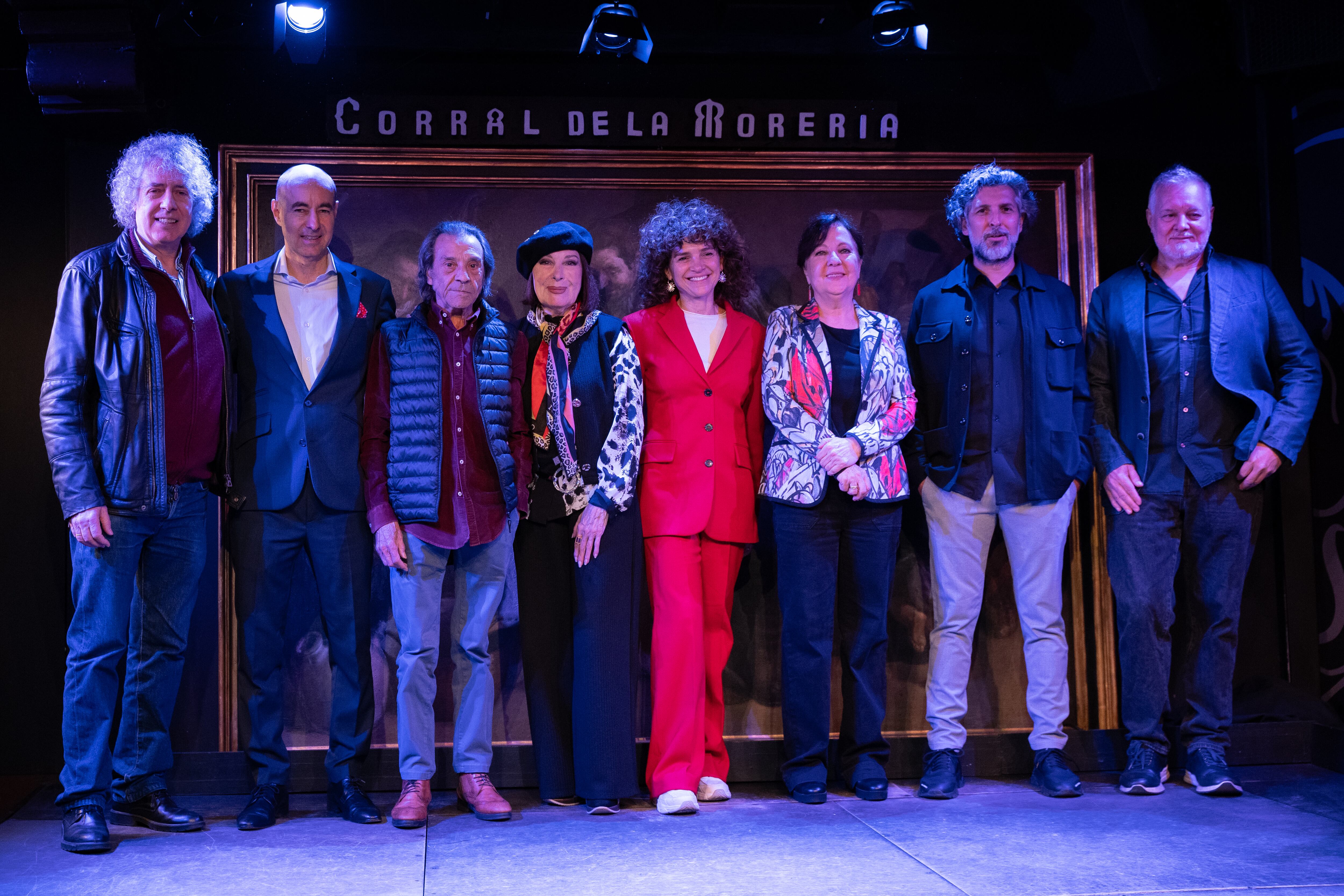 Los homenajeados junto a los promotores del festival