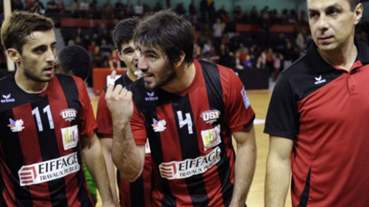 Simonet elige al Ademar
