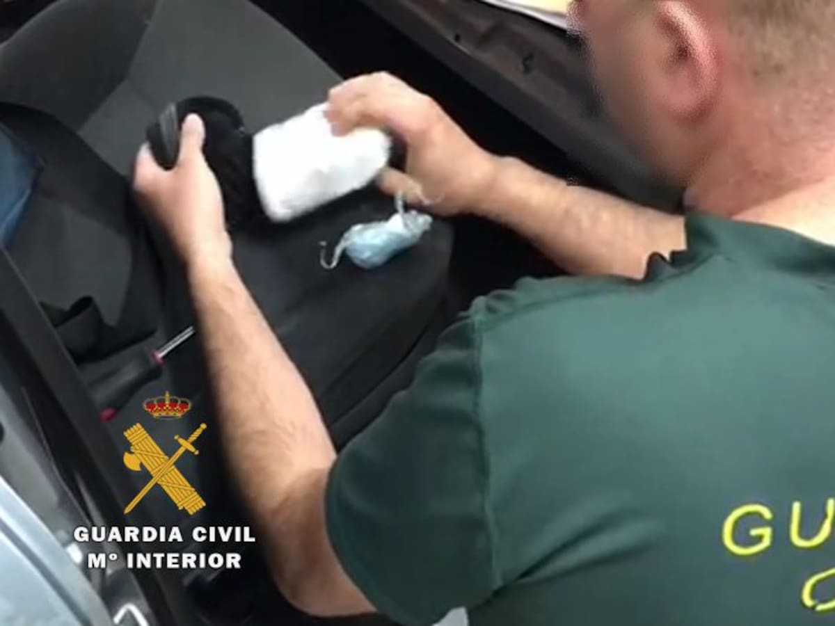 Dos detenidos por traficar con cocaína que traían desde Madrid a Cantabria