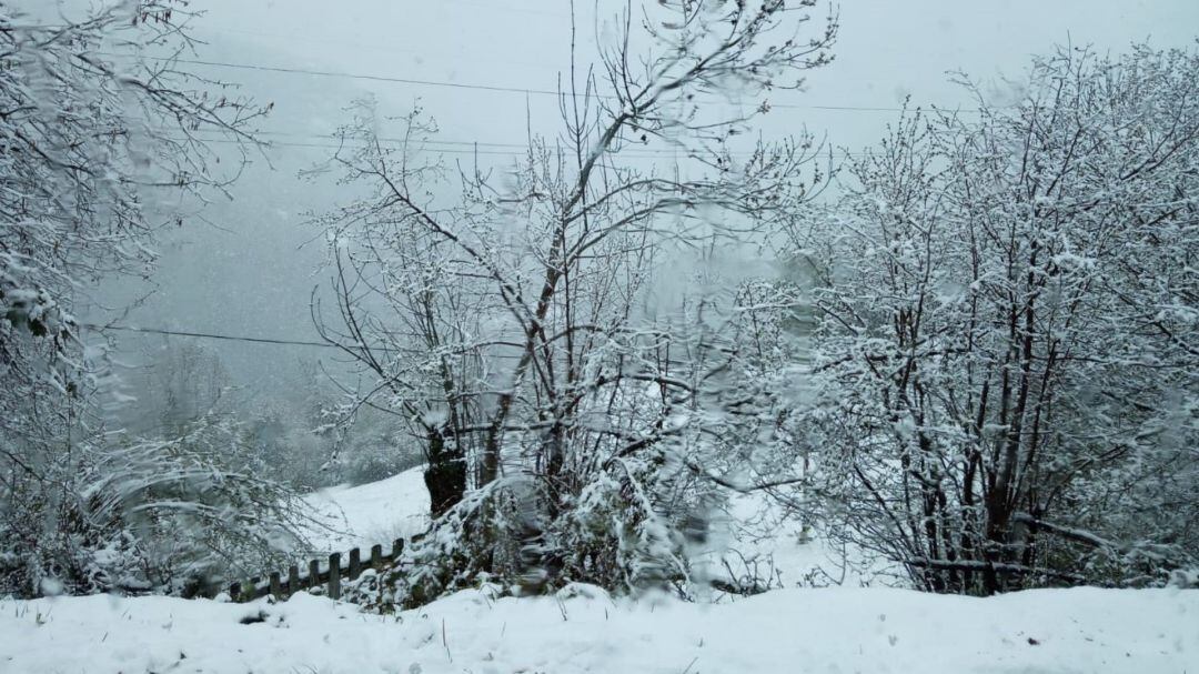 La AEMET alerta de la posibilidad de fuertes nevadas en la sierra para terminar el año