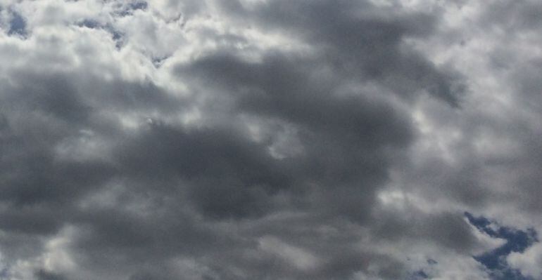 Hoy se esperan cielos cubiertos, aunque no se esperan lluvias