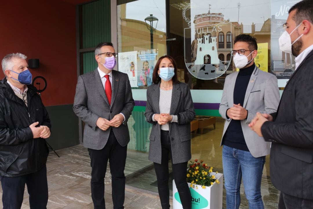 Conesa junto a la alcaldesa de Bullas