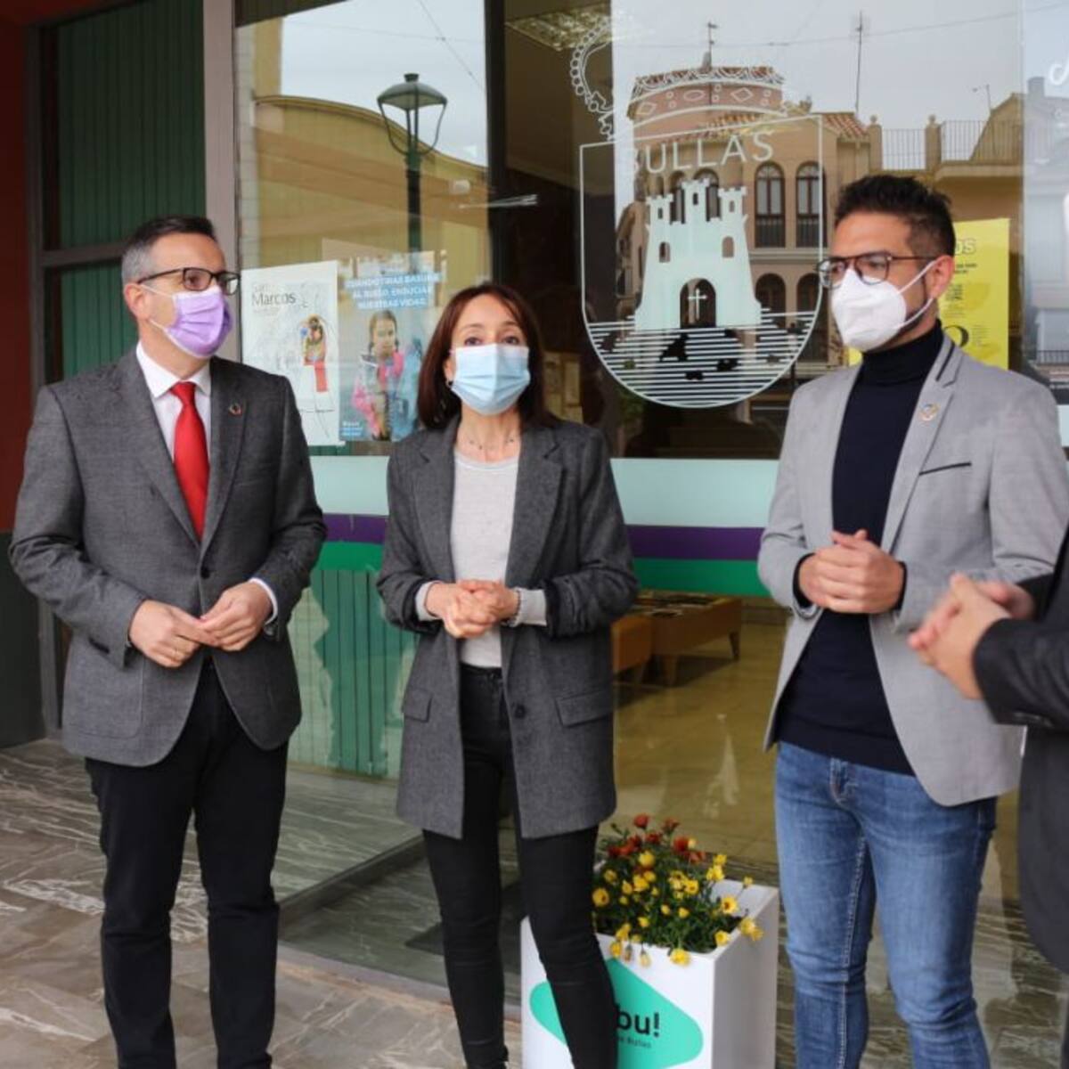 Conesa: "La falta de coordinación del Gobierno tránsfuga está provocando el caos en la vacunación"