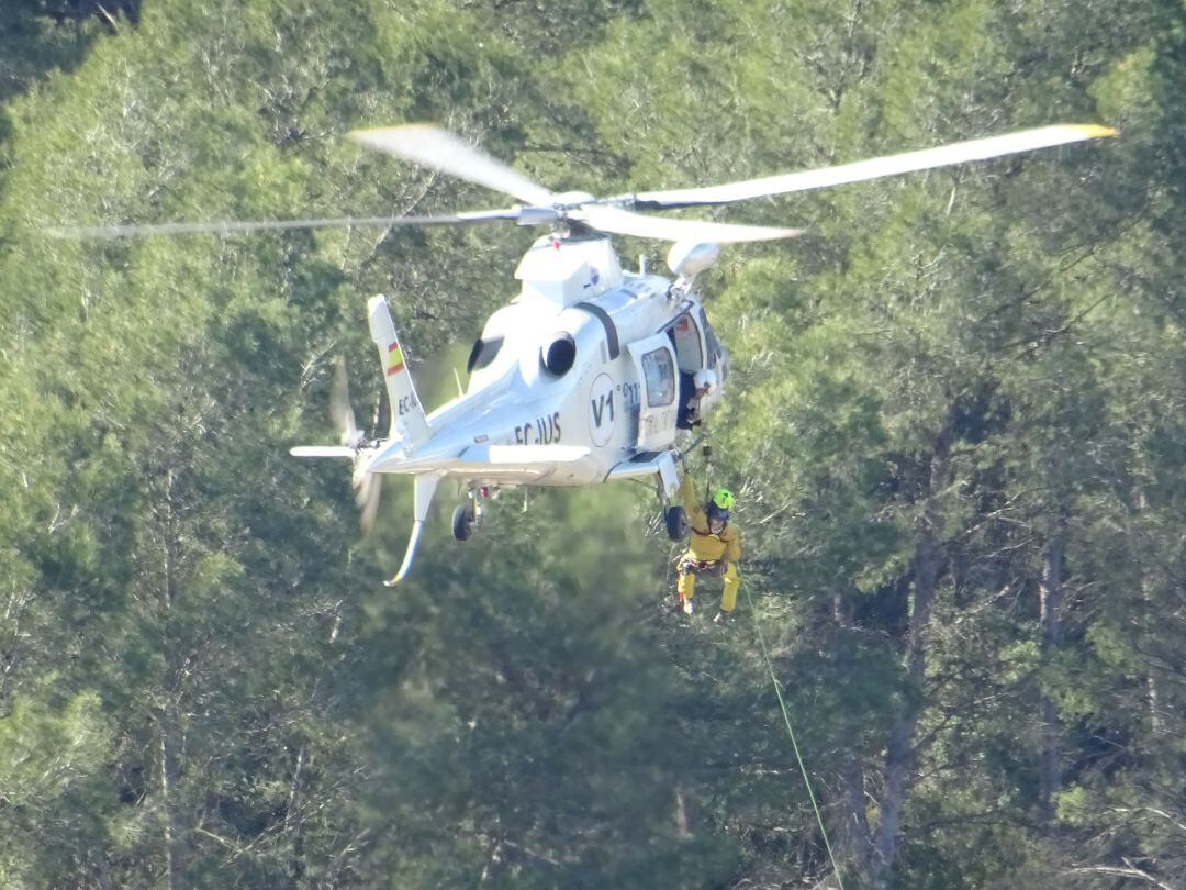 Helicóptero de rescate de la Agencia Valenciana de Seguridad y Respuesta a las Emergencias