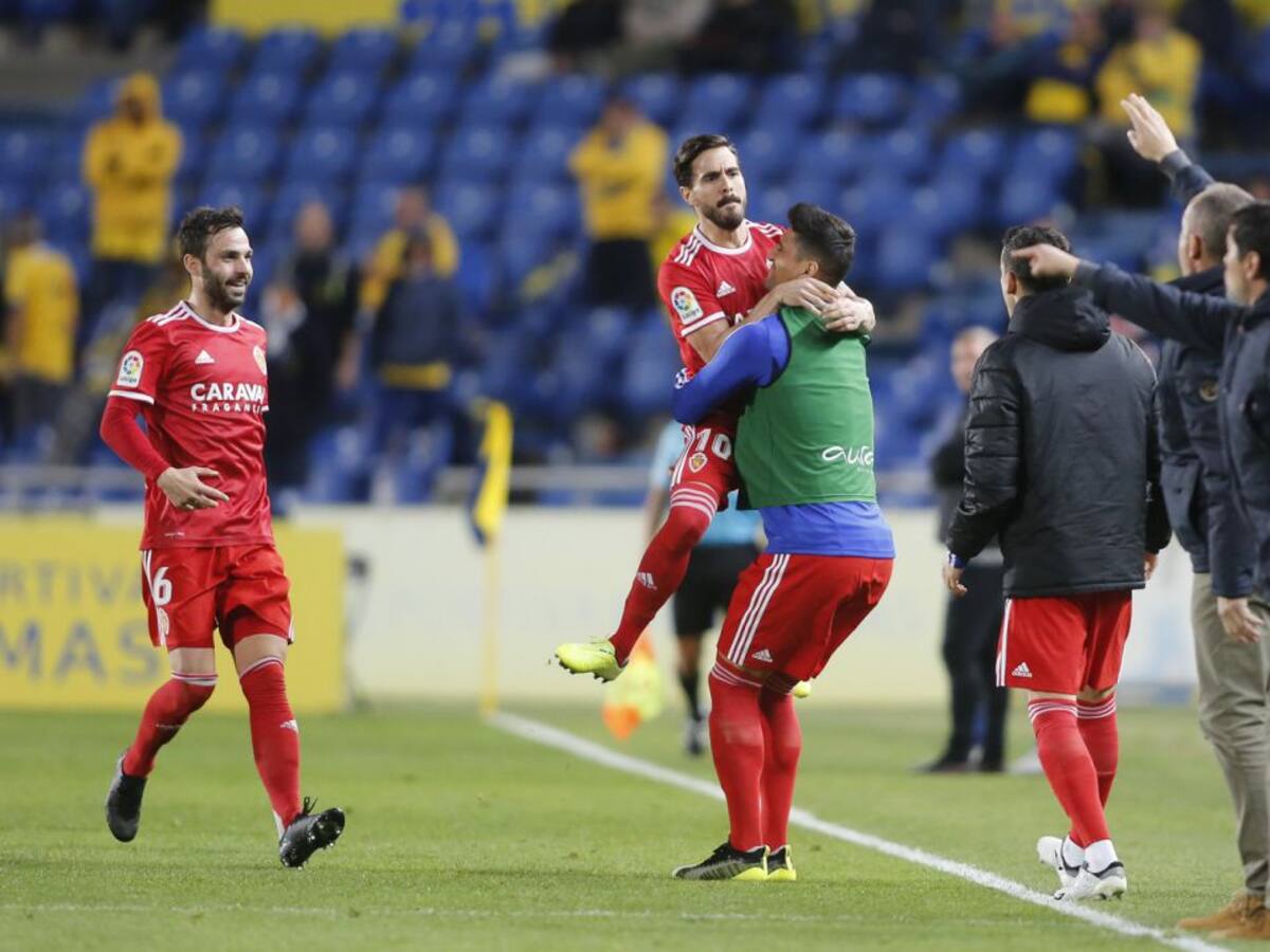 El Real Zaragoza se lleva la victoria ante Las Palmas (0-1) desde el punto de penalti