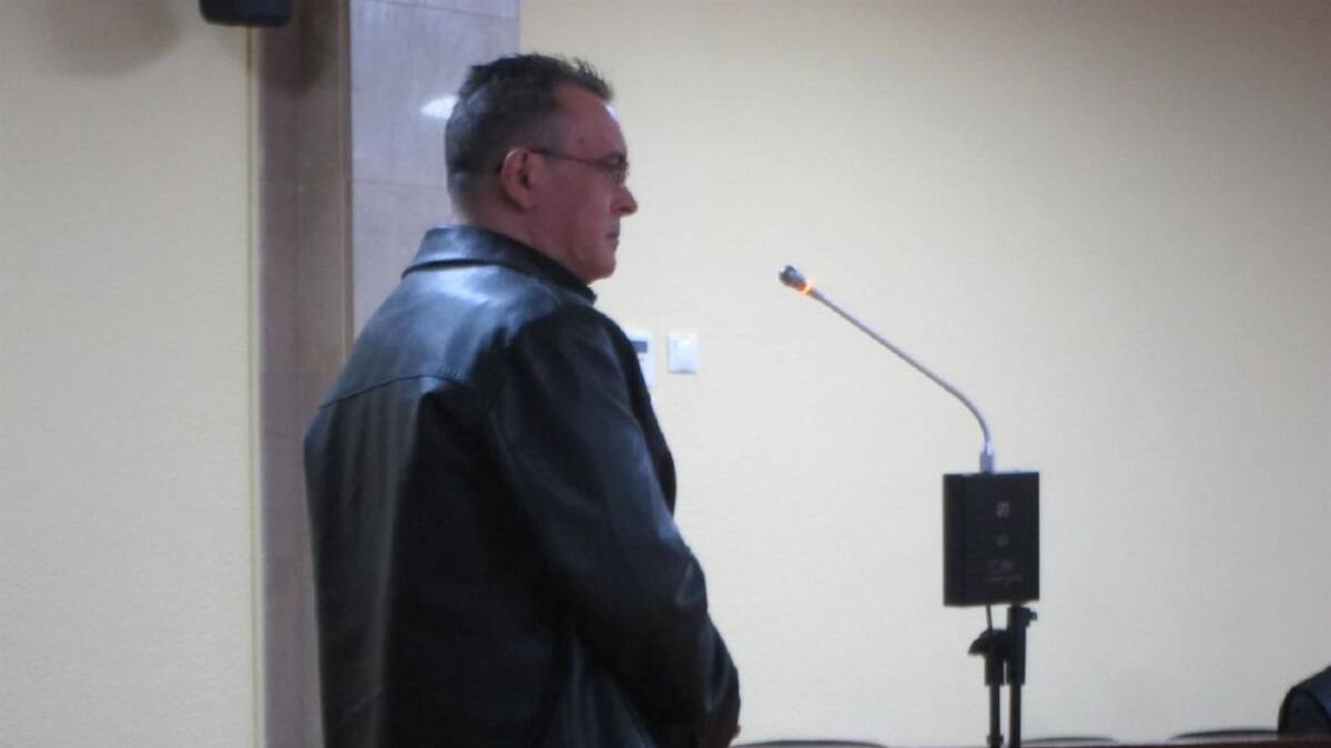 Cinco años y medio de cárcel por incendiar el piso de su expareja en Linares y maltratarla