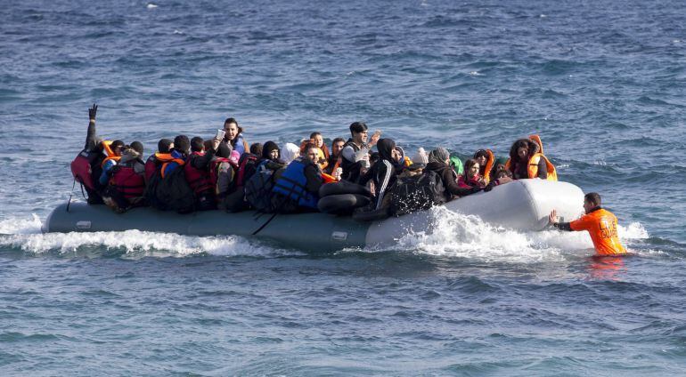 Misión de rescate de refugiados de Proemaid en el Mediterráneo central y Lesbos.