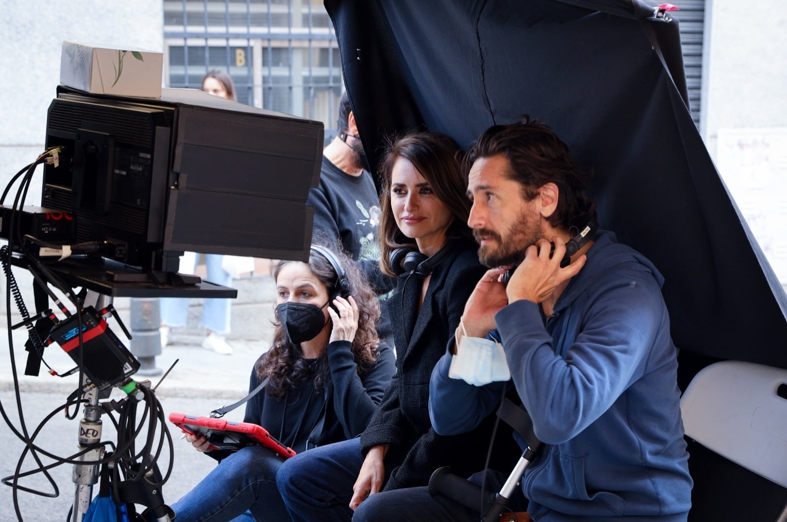 Penélope Cruz y Juan Diego Botto, durante el rodaje de &#039;En los márgenes&#039;