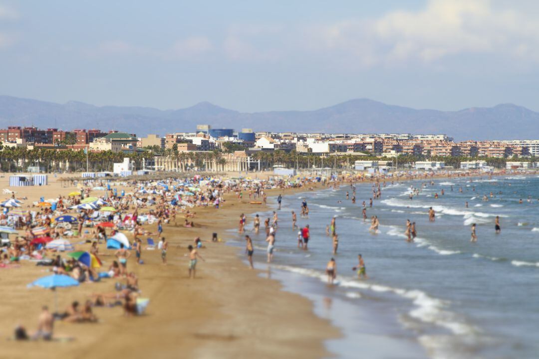 Las temperaturas ascenderán este martes y podrán rozar los 40 grados en Valencia