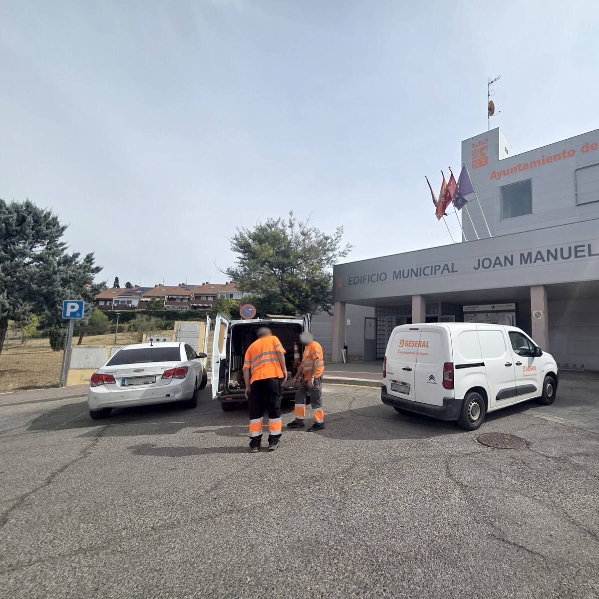 Vecinos por Algete rechaza que el PP retire el nombre de Joan Manuel Serrat de un edificio municipal