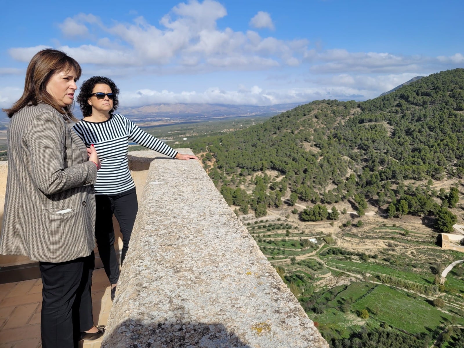 Alcaldesa y Diputada de turismo