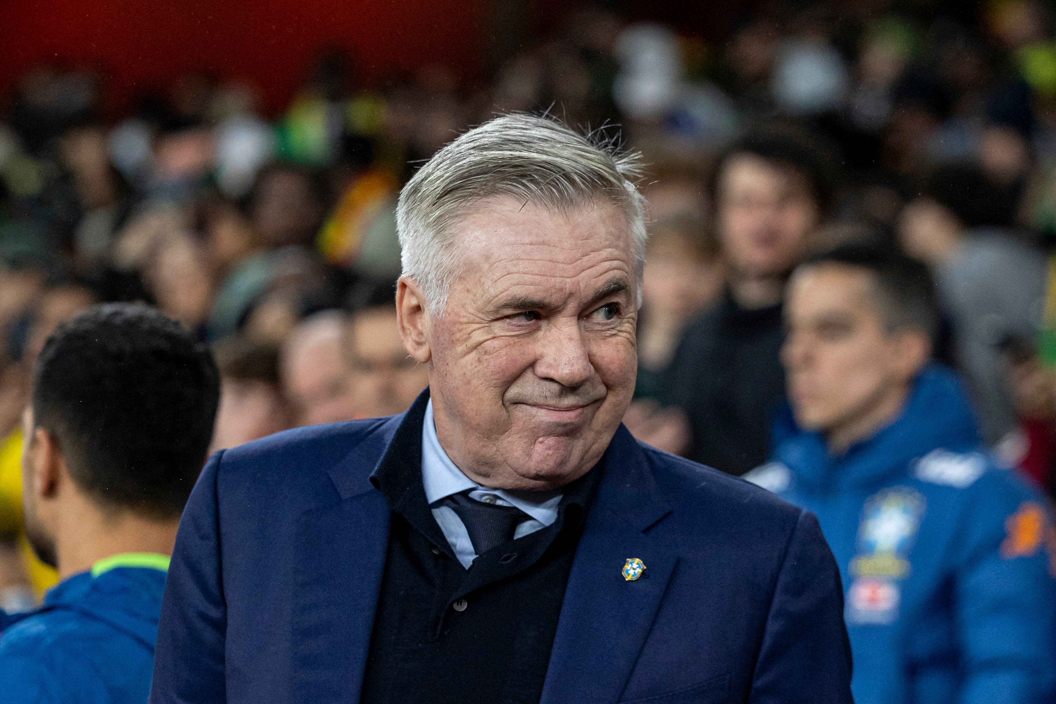 Ancelotti durante un amistoso de Brasil
