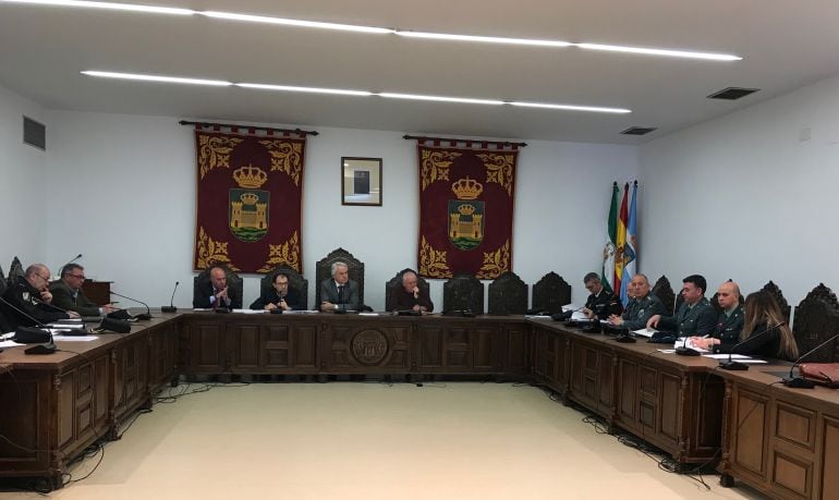 Un momento de la Junta Local de Seguridad de La Línea, celebrada este jueves en la ciudad.