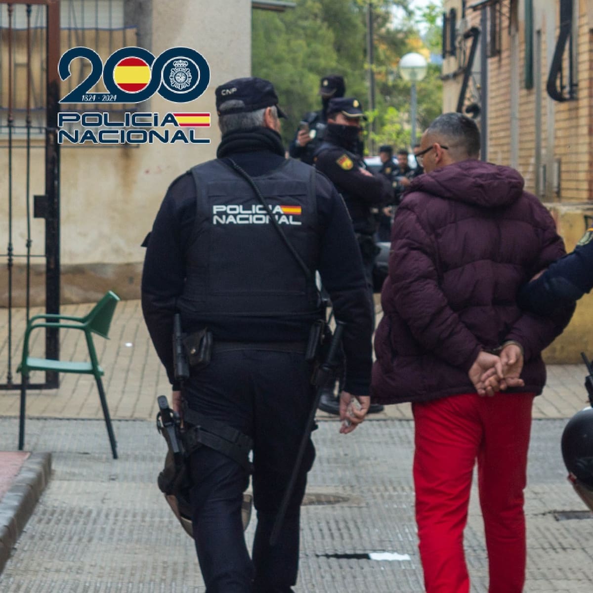 Desmantelado en El Palmar un narcopiso abierto 24 horas y un reñidero donde se celebraban peleas ilegales de gallos