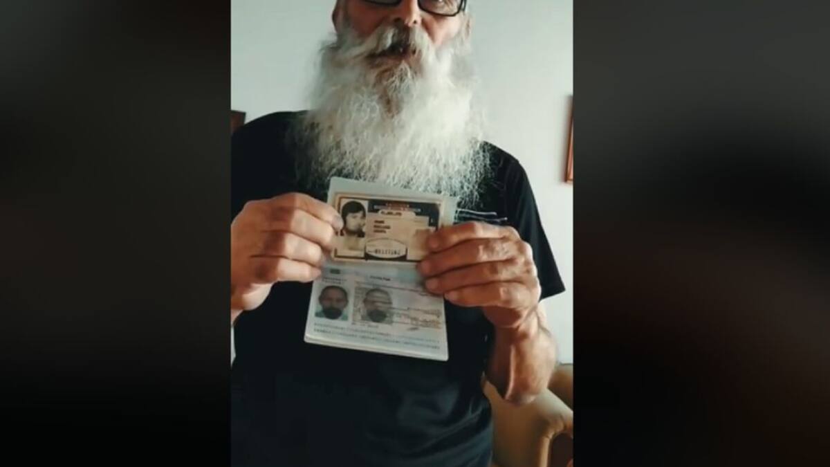 "¿Cómo entro en España si el único pasaporte que tengo es el español y ustedes me declararon muerto?"